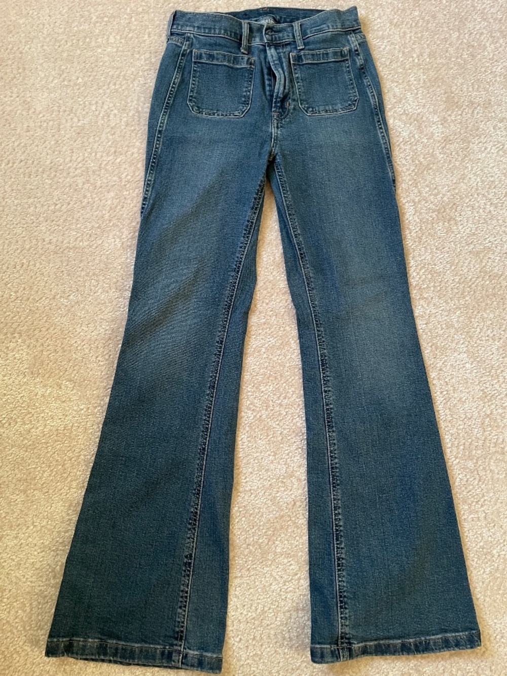 Flare high rise jeans 28 regular